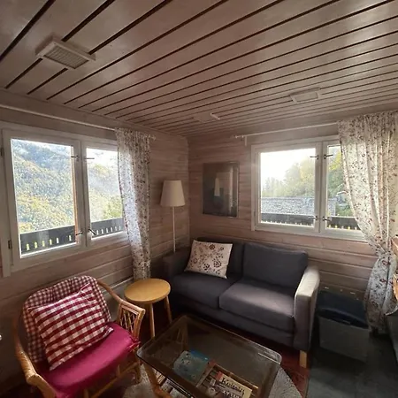 Chalet With Garden And Mountain View *